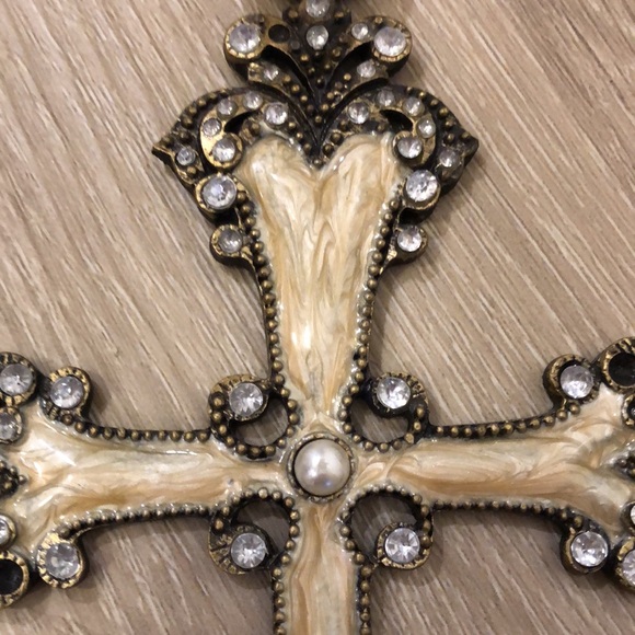 Mother-Pearl Cross with Pearls & Crystals - Picture 2 of 5